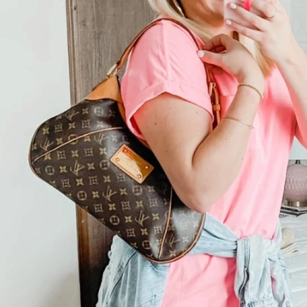 💎✨BEAUTIFUL✨💎 Authentic Thames GM Louis Vuitton - Picture 1 of 14